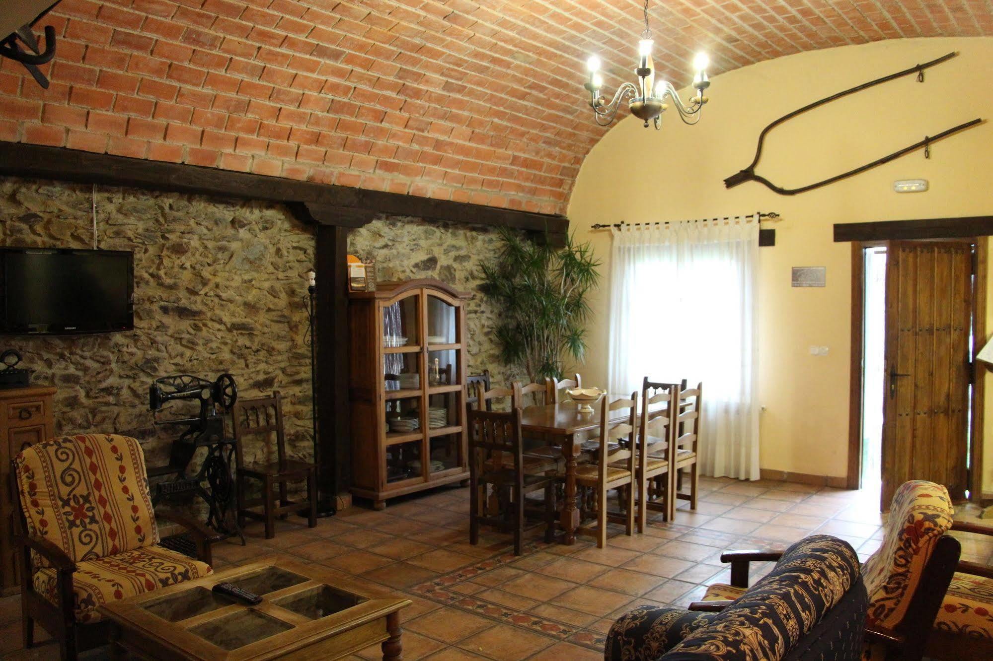 Apartamentos El Capricho Agueda del Caudillo Екстер'єр фото